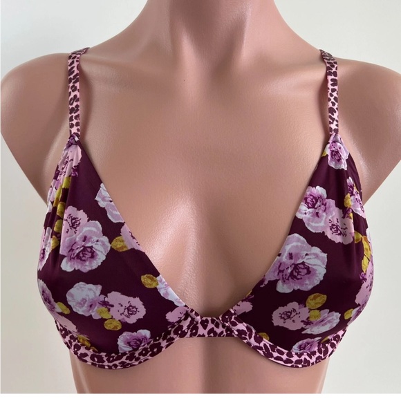 Victoria's Secret Other - Victoria's Secret Purple Floral Bra